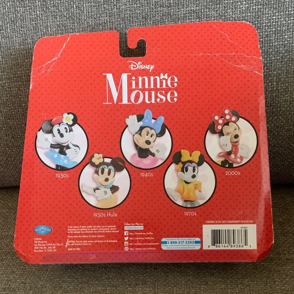 Disney Minnie Mouse Mini Figures Minnie Styles Through the Years 5 Pack Set New